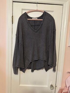We The Free Charcoal Gray Waffle Knit V-Neck Long Sleeve Top